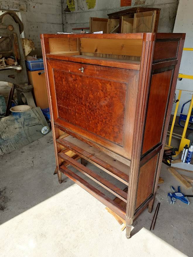 Restauration d'un sercétaire 